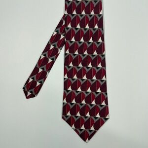 Clubfellow Burgundy Geometric Abstract Italian Silk Necktie Mens One Size